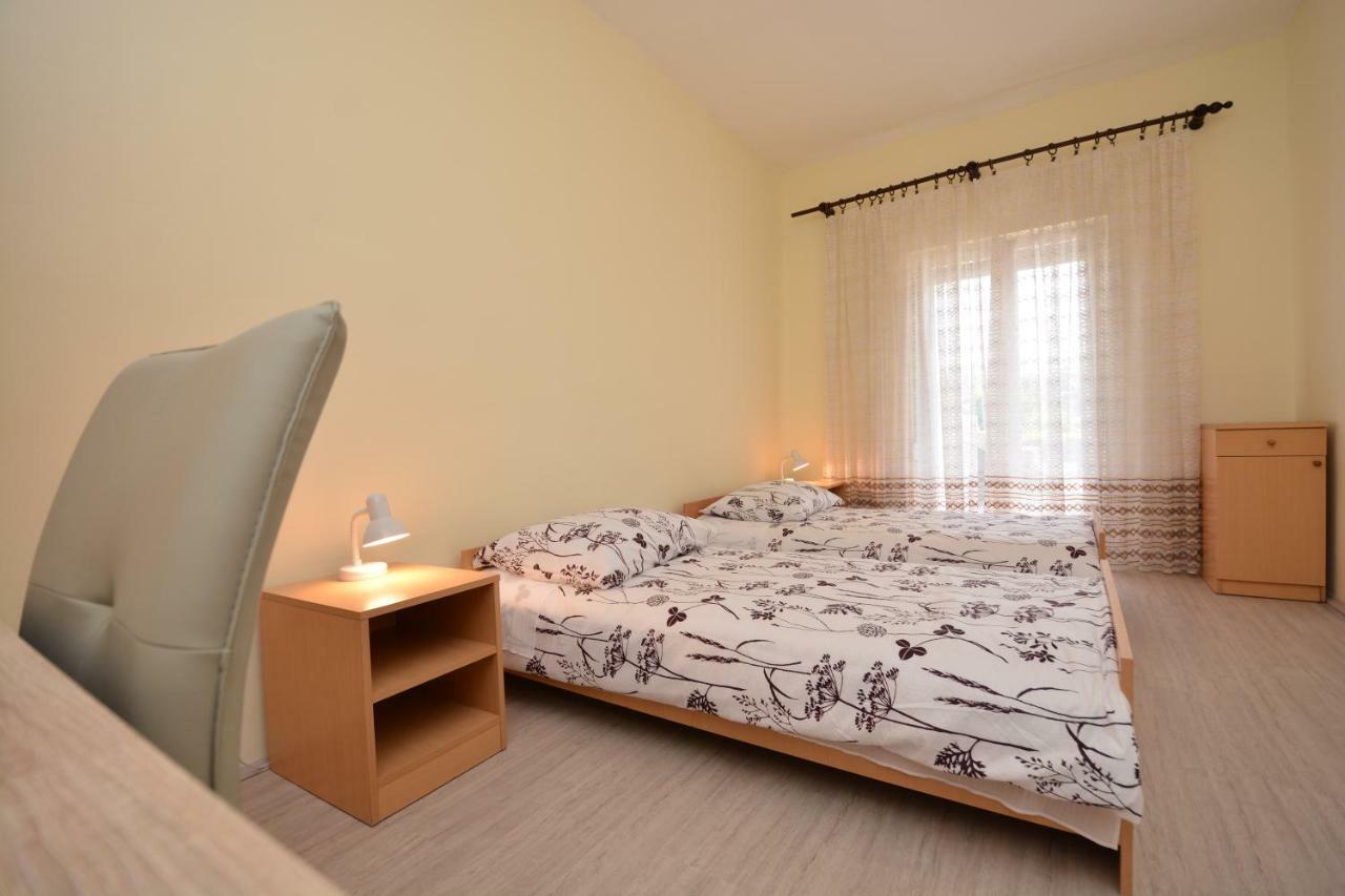Apartamento Apartman Susic Policnik Exterior foto